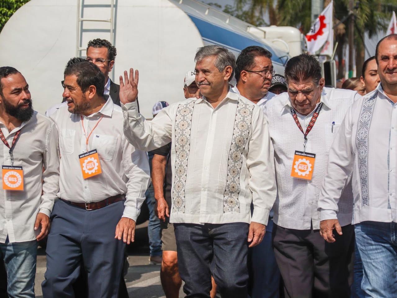 Se compromete Urióstegui con la base trabajadora en conmemoración del Día del Trabajo