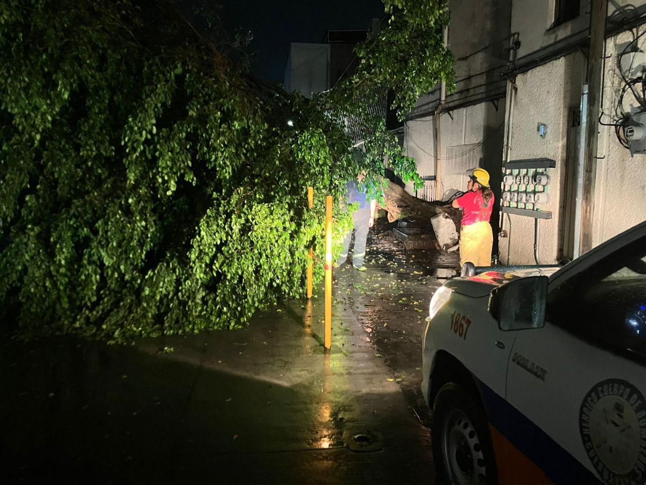 Tras la caída de intensas lluvias, atiende SAPAC reportes ciudadanos