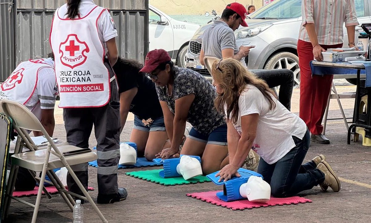 Llevan jornada “Cuernavaca Saludable” a Chamilpa y benefician a 180 personas