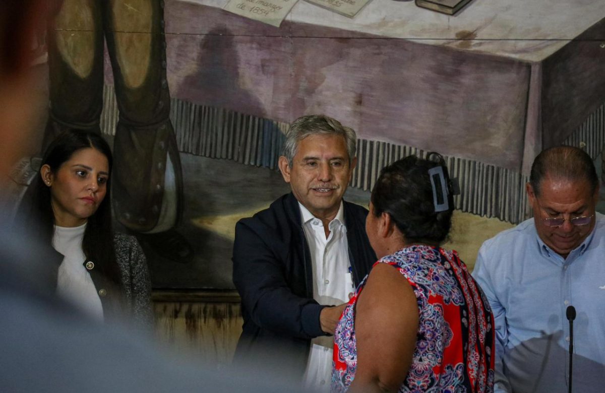 Fortalece Cuernavaca reconocimiento a personal pensionado con entrega de constancias oficiales