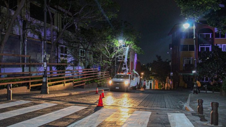 El programa «Iluminando Cuernavaca» alcanza cobertura total en vialidades con infraestructura del Centro Histórico